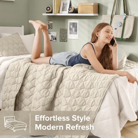 Comfort Spaces Twin Quilt Set Modern Reversible Ogee Coverlet Twin Bedding Set Cozy Quilted Winter Layer, All Season Lightweight Soft Twin Size Quilt, Kienna, Twin/Twin XL Taupe 2 Piece