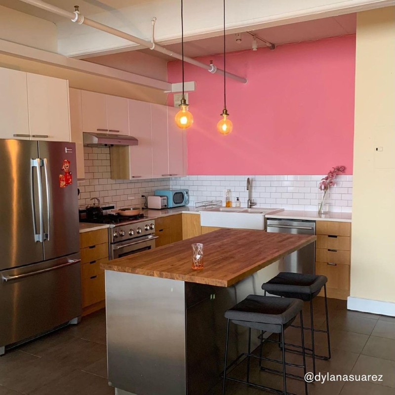 BACKDROP Premium Interior Paint Large Adhesive Paint Swatch BARRAGÁN-CITO -