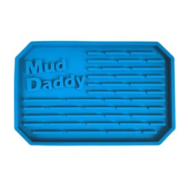 Relaxing in Wash Time Mud Daddy Licking Mat (Blue)