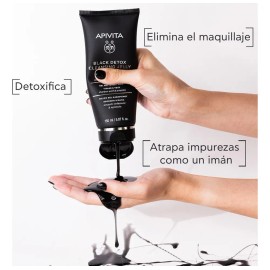 Apivita Gel Limpiador Blackdetox 150ml Rostro y ojos Limpiador facial y desmaquillante Lavado facial natural con carbón activado y propóleo Atrae contaminantes como un imán deja la piel fresca