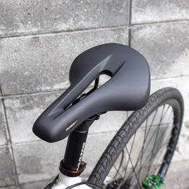 GORIX Bike Short Saddle Seat Short Nose Wide Hole Shock Absorption Soft Cushion Road Bicycle (GX-SA722)