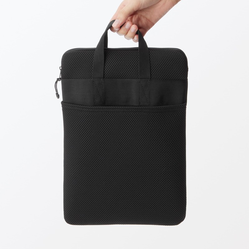 MUJI 84444586 Polyester Vertical Cushion Tablet Case 11 Black