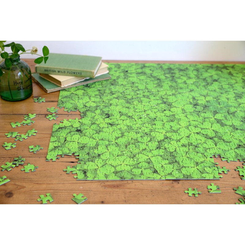 1000 Piece Jigsaw Puzzle with Four Leaf Clover - Impossible