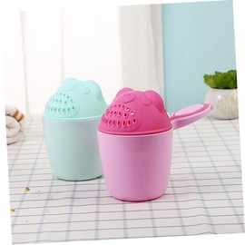 CORHAD Shampoo Rinse Cup Bath Water Spoon for Effortless Shower Random Color for Gentle Bathing and Rinsing