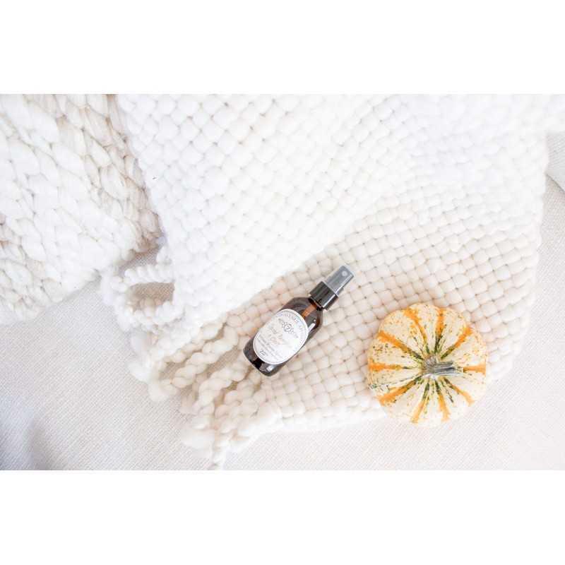 Seventh Avenue Apothecary Fragrant Room Spray - White Tea +