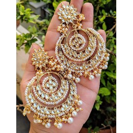 I Jewels Indian Bollywood Gold Plated Wedding Chandbali Kundan & Pearl Earring Set with Maang Tikka for Women