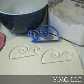 OCEAN WAVES OUTLINE CREST BEACH LAKE SEA SURF COOKIE CUTTER MADE IN USA PR891
