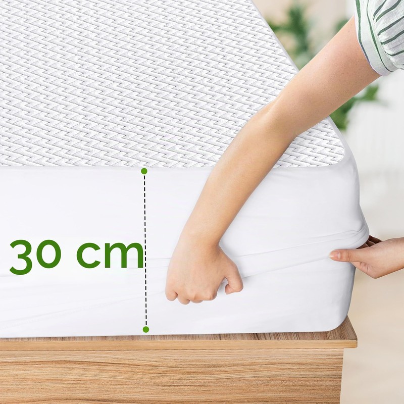 Utopia Bedding Waterproof Mattress Protector (90 x 200 x 30