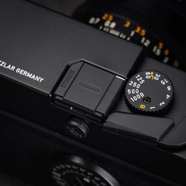 Hot Shoe Cover (Matte Black) Brass Hot Shoe Protection, Dustproof, Moisture Proof, CNC Machined, Dimensional Accuracy, Compatible with Leica M/Q/Fujifilm X100/X-T30/X-H2/Nikon Z, etc