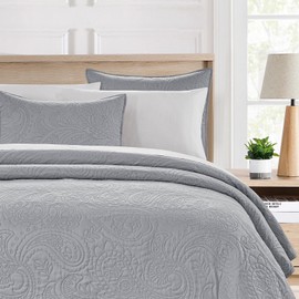 BOURINA Ultrasonic Quilt Set Bedspreads 3-Piece Bedding Set Pre-Washed Microfiber Ultra Soft Lightweight Flower Coverlet Set for All Season, Queen Grey