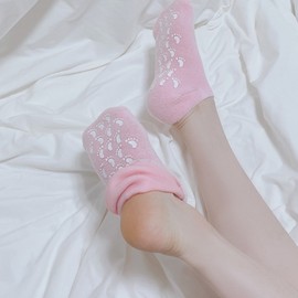 Moist moisturizing gel left and right socks set, 2 pieces, 1 set / 촉촉 보습 젤 좌우 양말 세트, 2개입, 1세트