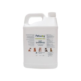 Petway Petcare Cat Shampoo, Natural Dandruff Shampoo, pH Balanced Cat Grooming Supplies with Plant Derived Surfactant, Free of Fragrance, DEA, Phosphates, Parabens & Enzymes, Removes Oil and Dirt, 5 L