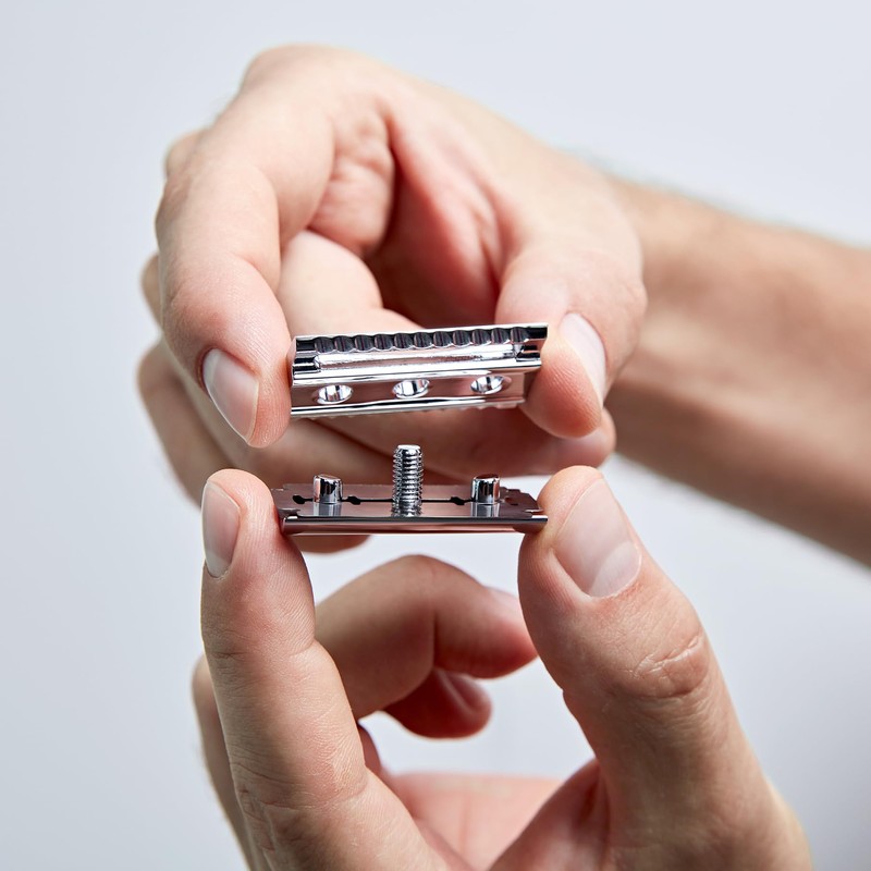 ZWILLING Safety Razor with Closed Comb for Wet Shaving