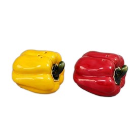 The Bridge Collection Bell Pepper Salt and Pepper Shaker Set - Unique Garden Vegetable Dining Table Accessories - Vegetable Shaped Kitchen Ware Set