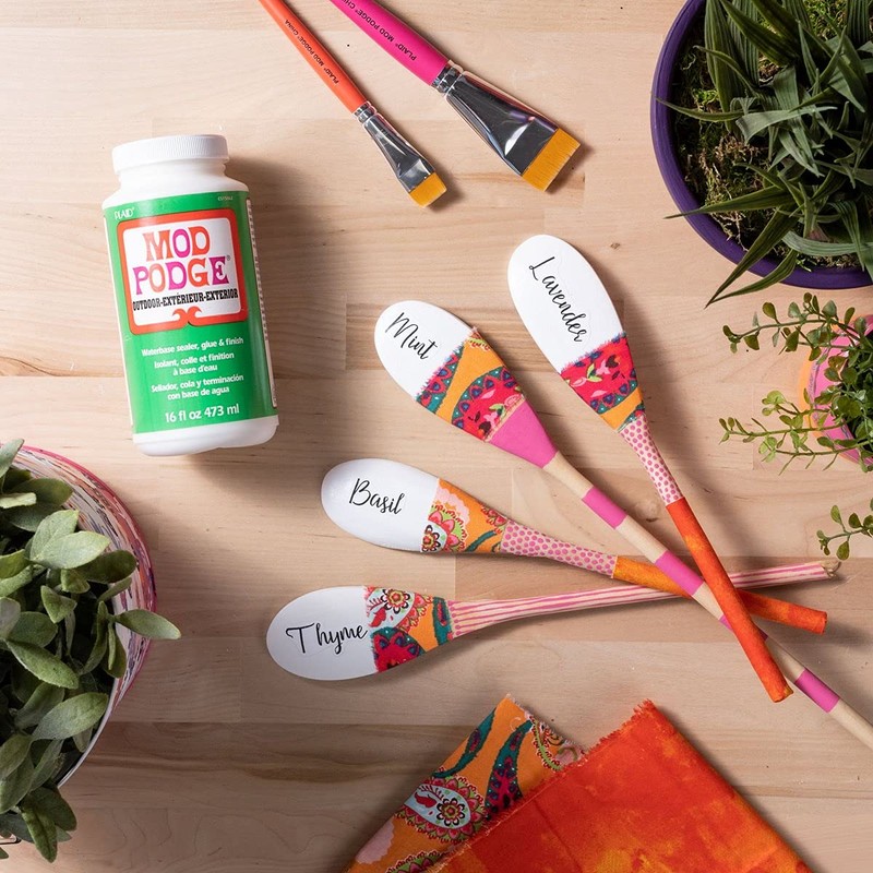 Mod Podge Waterbase Sealer, Glue and Finish for use Outdoors