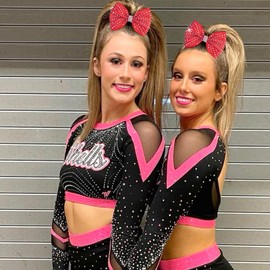 OAOLEER 12PCS Glitter Cheer Hair Bows for Cheerleading, Cheer Bow Ties with Ponytail Holder Hair Ties for Teen Girls Cheerleader (Red)