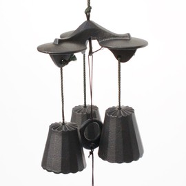 Nambu Wind Chime Trio (Original Short Book) Size: 3.9 x 3.9 x 5.5 inches (100 x 100 x 140 mm); Weight: 15.2 oz (450 g); Color: Black