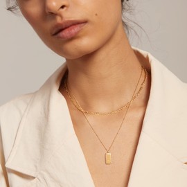 Gold Necklace for Women Trendy Dainty Initial Pendant Necklace Figaro Chain Choker Necklace Layered Set Bar Rectangle Pendant Necklaces 14K Gold Plated Simple Letter L Necklace Everyday Gold Jewelry