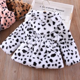 IWEMEK Baby Girls Winter Dalmatian Warm Fleece Coats Faux Fur Hooded Thick Jacket Long Sleeve Zipper Windproof Snowsuit Cartoon Ears Cow Printed Plush Outwear with Two Pockets Dalmatian 4-5 Years