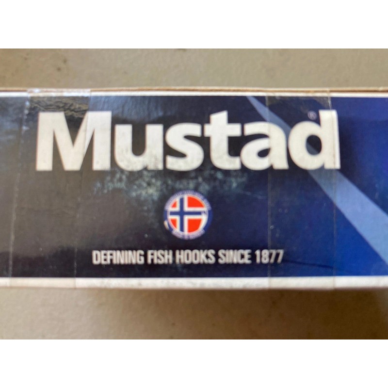 Mustad 50 Mustad #1 Demon perfect Circle Hooks 39952NP-BL Live