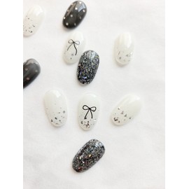 Black Ribbon Nail ★ Star Spangle Point ★ Handmade Nail Tip - Short Round Square / 블랙리본네일 ★ 별 스펭글 포인트 ★ 수제네일팁 - 숏라운드스퀘어