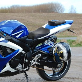 TCT-MOTORPARTS Front & Rear Seat Covers Driver & Passenger Pillion Fit for Suzuki GSXR600 GSXR750 2006-2007 (Black)