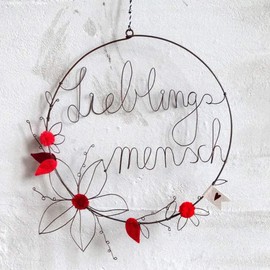 Good old friends GmbH Flower Wreaths - Favourite Person