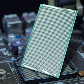 Breadboard, Pack of 10, 9 x 15 cm, Tin-Plated Pegboard, Double-Sided Prototype PCB Circuit Board, High-Quality Breadboard, Stable Performance, Long Service Life