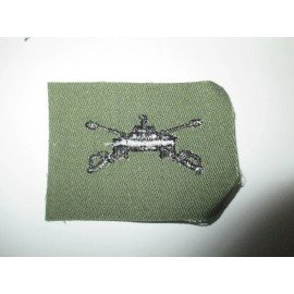 e0467 US Army Vietnam Cloth Branch Emblem Armor Officer Original  IR15F