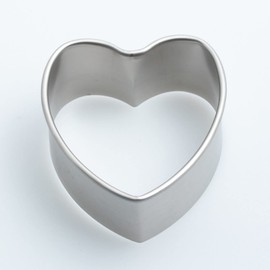 Patissiere 18 – 8 Heart 抜型 φ 80 X H45 PP – 591