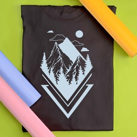 Siser EasyWeed HTV 11.8" x 2ft Roll - Iron on Heat Transfer Vinyl (Powder Blue)