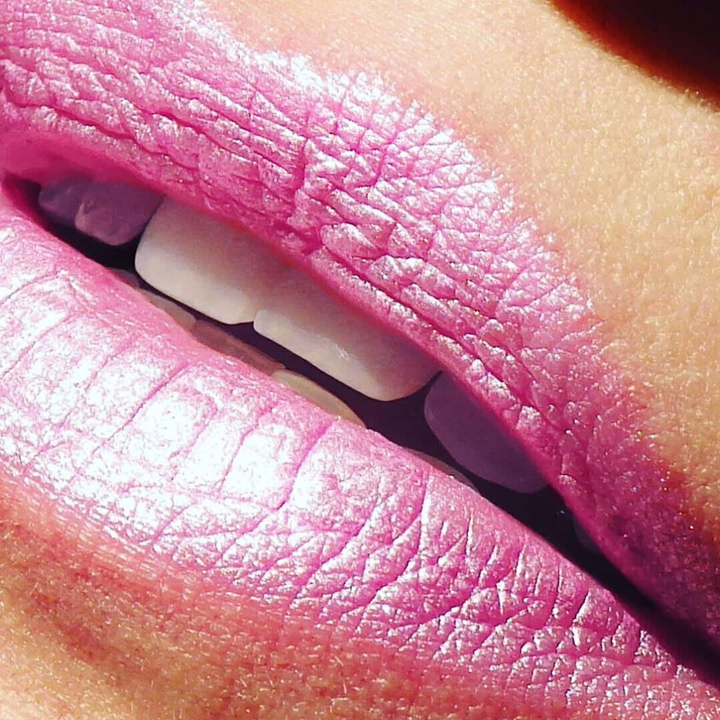 MODE Lustre Lipstick Frost 66 Ultra Frosty Pink Pearly Frosted