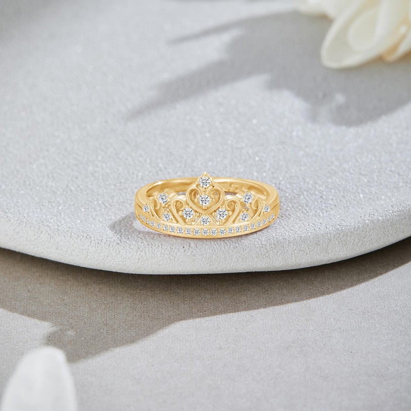 Round Cut White Cubic Zirconia Princess Crown Ring in 14k