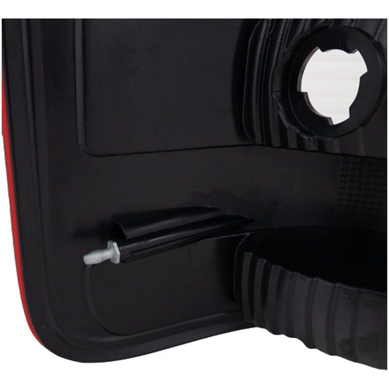 Garage-Pro Tail Light Compatible With 2004-2006 Ford F-150, Halogen Passenger