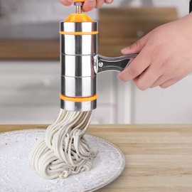 Manual Pasta Machine Made of Stainless Steel, Easy to Use Pasta Press, Manual Household Pasta Machine with 7 Shapes for Home Kitchen, 6 x 6 x 18 cm