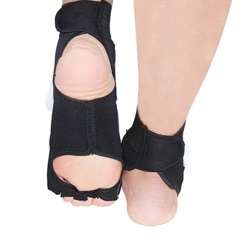 Taekwondo Foot Guard Protector Adjustable Strap Comfortable Training Game Feet