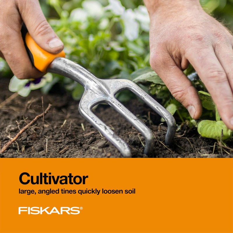 Fiskars 3-in-1 Garden Tool Set, Includes Trowel, Transplanter, and Cultivator