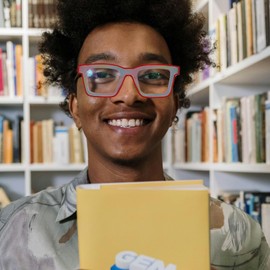 LJCZKA Quadratisch Blaulichtfilter Brille Damen Herren, Kristall Bling Dicker Rahmen Blaulichtbrille Eckig Anti-Müdigkeit Computerbrille für Gaming (Rot)