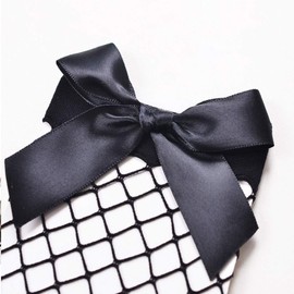 CheeseandU 2Pcs Women Fishnet Socks, Mesh Lace Short Ankle Socks with Bowknot Decor White+Black