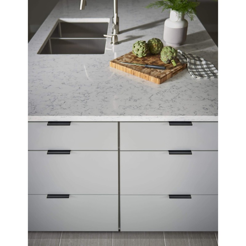 Top Knobs TK500PN Mercer Collection 1-1/4" Europa Tab Pull, Polished