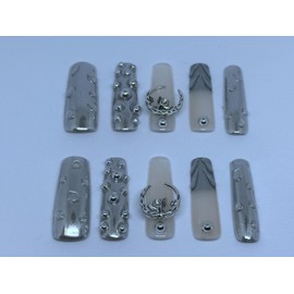 Press-On Fingernail Set, Assorted Sizes & Styles, Easy DIY Manicure (silver, M)