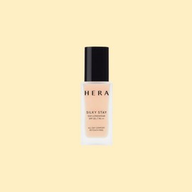 Hera Silky Stay 24H Long Wear Foundation 23W1 Sand Beige SPF20 PA++ 30g / 헤라 실키 스테이 24H 롱웨어 파운데이션 23W1 샌드베이지 SPF20 PA++ 30g