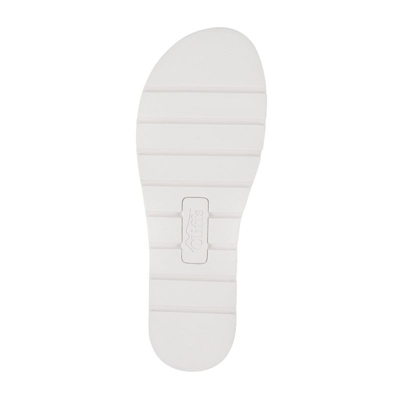 CLIFFS BY WHITE MOUNTAIN Truly Women's Slide Sandal, Beige/Smooth, 9