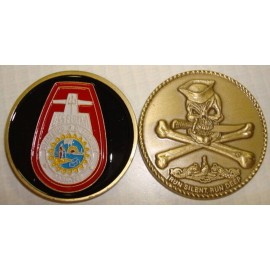 USS FLORIDA SSBN-728  NAVY JOLLY ROGER RUN SILENT RUN DEEP CHALLENGE COIN