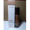 Clarins Everlasting Long Wearing & Hydrating Matte Foundation SHADE: 119W