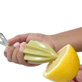 Lemon Juicer Fruit Knife Multi Function Gadgets Three-in-One Lemon Squeezer Kitchen Accessories, Green