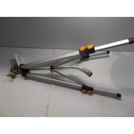 MELNOR 897-926 DELUXE METAL PULSATING SPRINKLER WITH TRIPOD