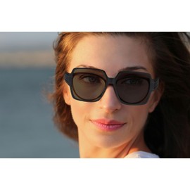 YAMEIZE Vintage Polarized Rectangle Wear Over - Sunglasses For Men Women Classic Square UV400 Protection Wear Over Eyewear Driving