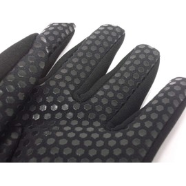 FLADEN Fishing - Full Fingered Soft Non Slip 2.5mm Neoprene Gloves With Pimpled Palms and Secure Wrist Band Hook and Loop Fasteners - For Fishing and Working in Cold Damp Wet Conditions (M - Medium)