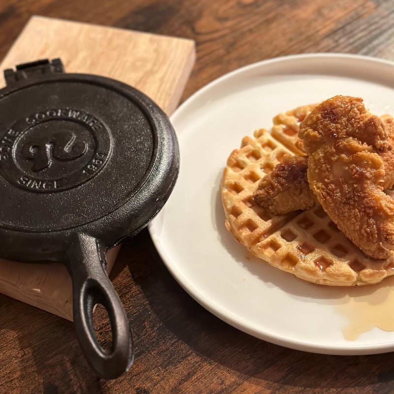 Rome's #1100 Old Fashioned Waffle Iron, Cast Iron